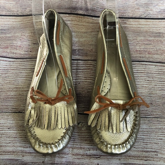 GAP Shoes - Gap Gold Leather Fringe Moccasins size 8.5
